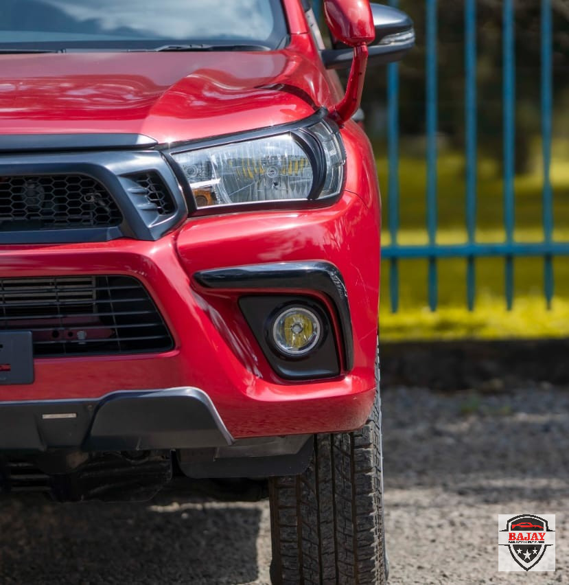 2017 toyota Hilux - Image 7