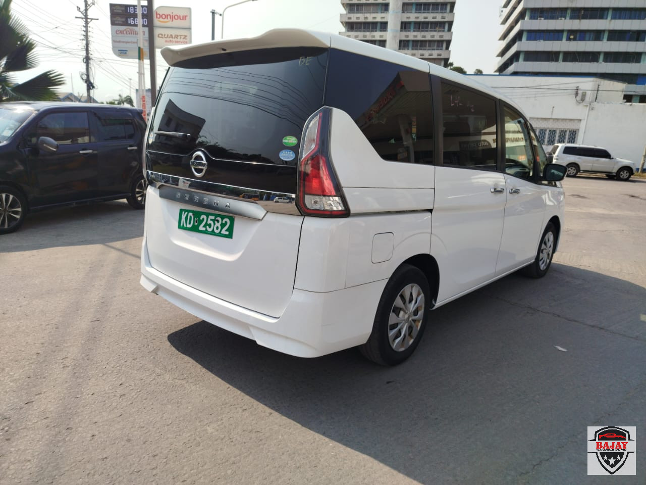 2018 nissan Serena - Image 9