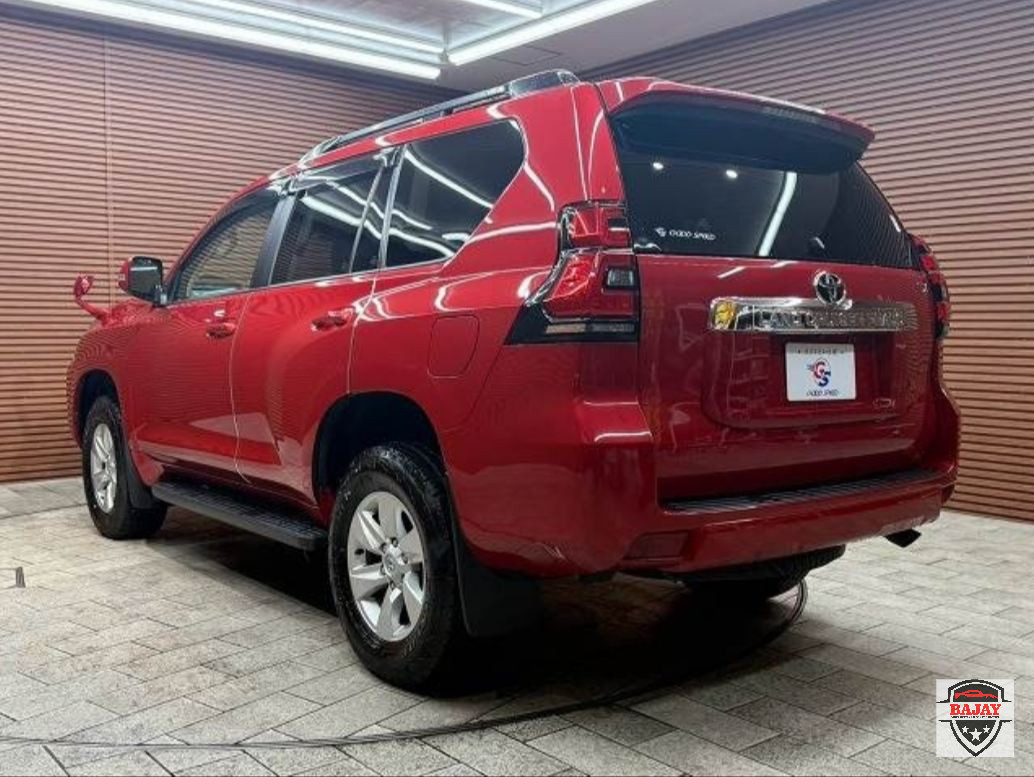 2018 toyota Prado - Image 3