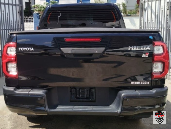 2021 toyota Hilux - GR sport - Image 5