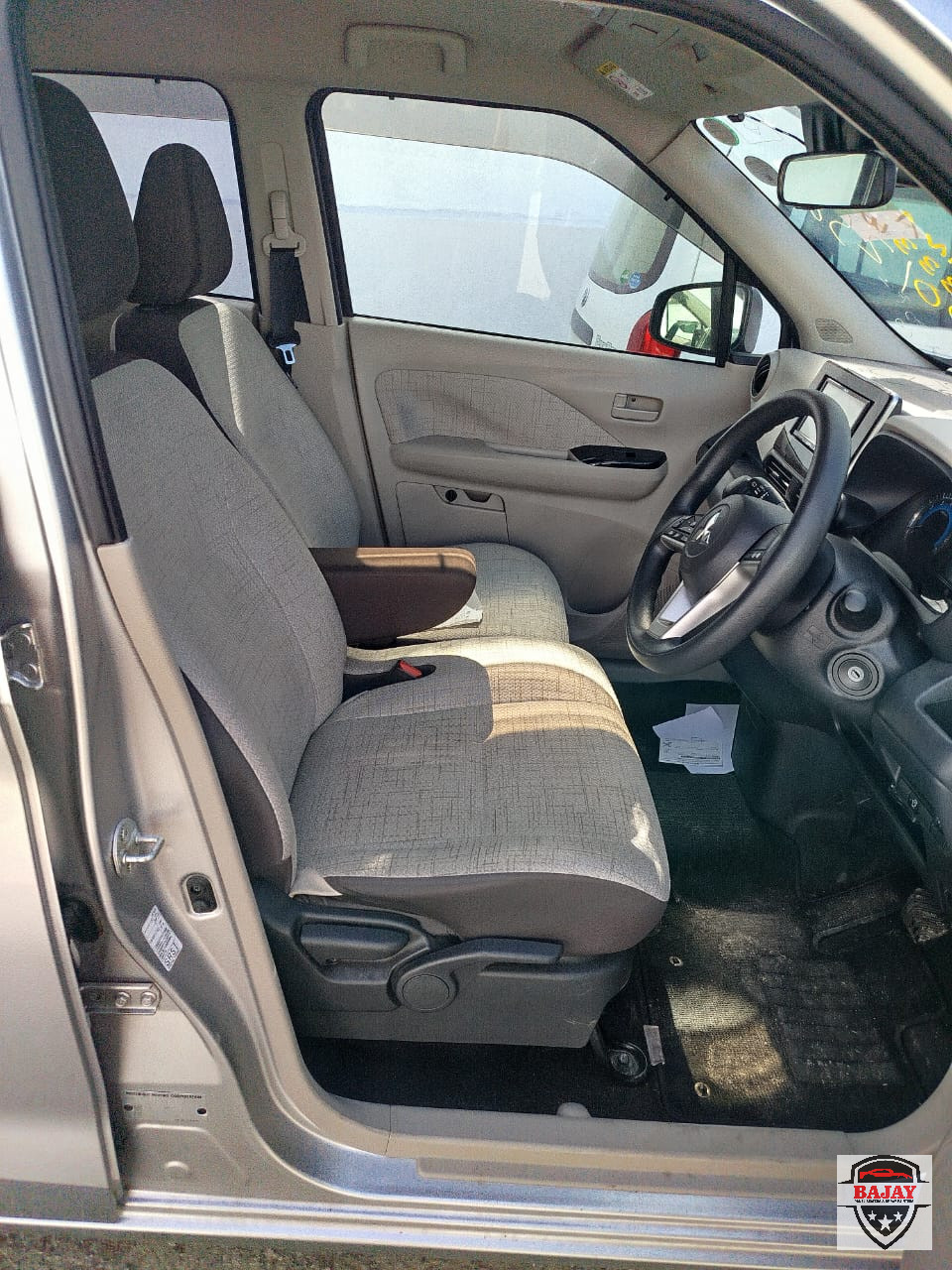 2019 mitsubishi EK Wagon - Image 9