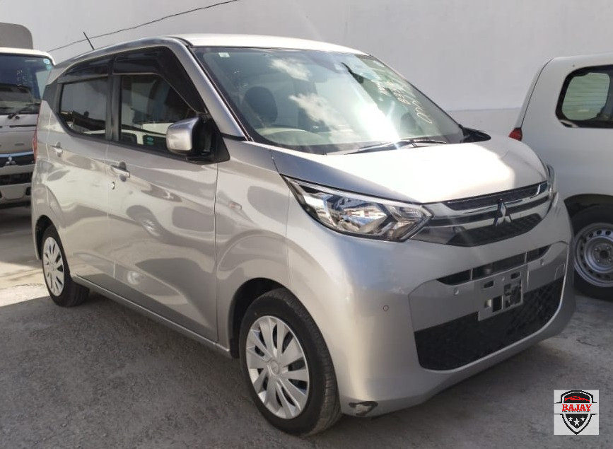 2019 mitsubishi EK Wagon - Image 1