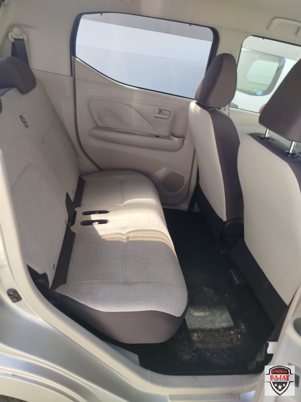 2019 mitsubishi EK Wagon - Image 4