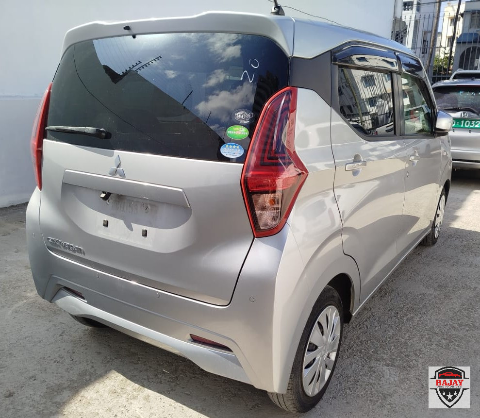 2019 mitsubishi EK Wagon - Image 7