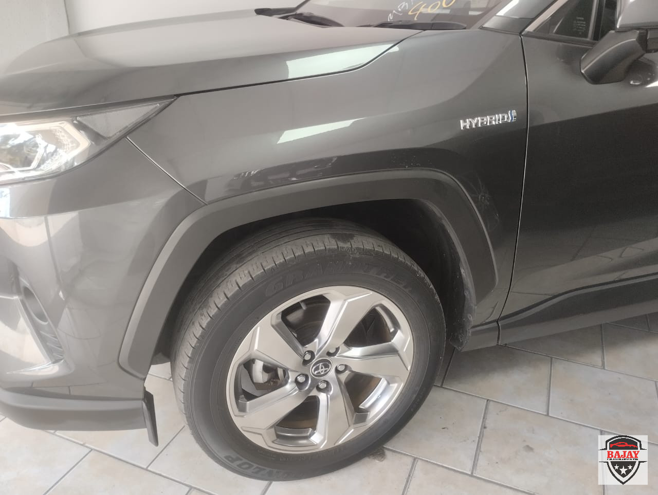 2019 toyota RAV4 - Image 9