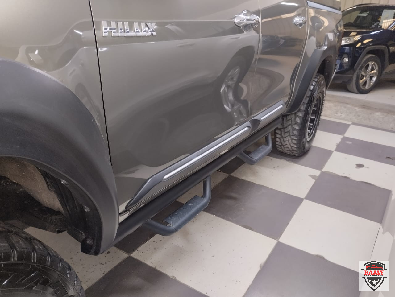 2021 toyota Hilux - Image 9