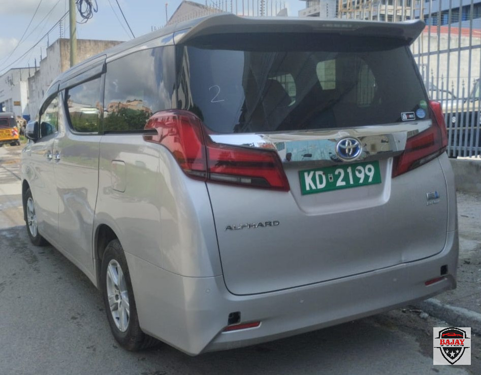 2018 toyota Alphard  - Image 10