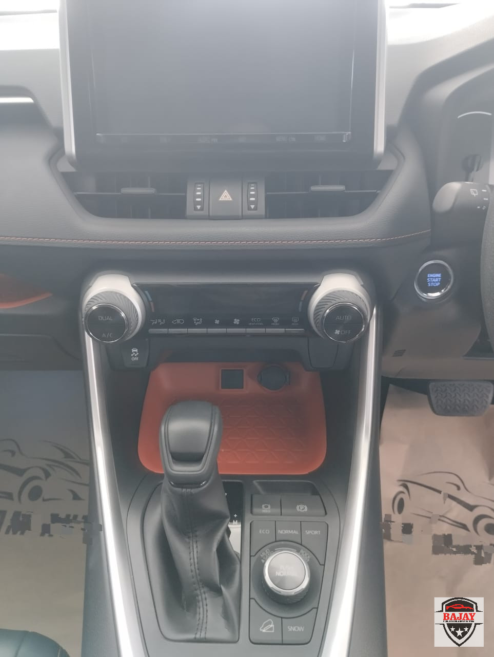 2019 toyota RAV4 Adventure - Image 13