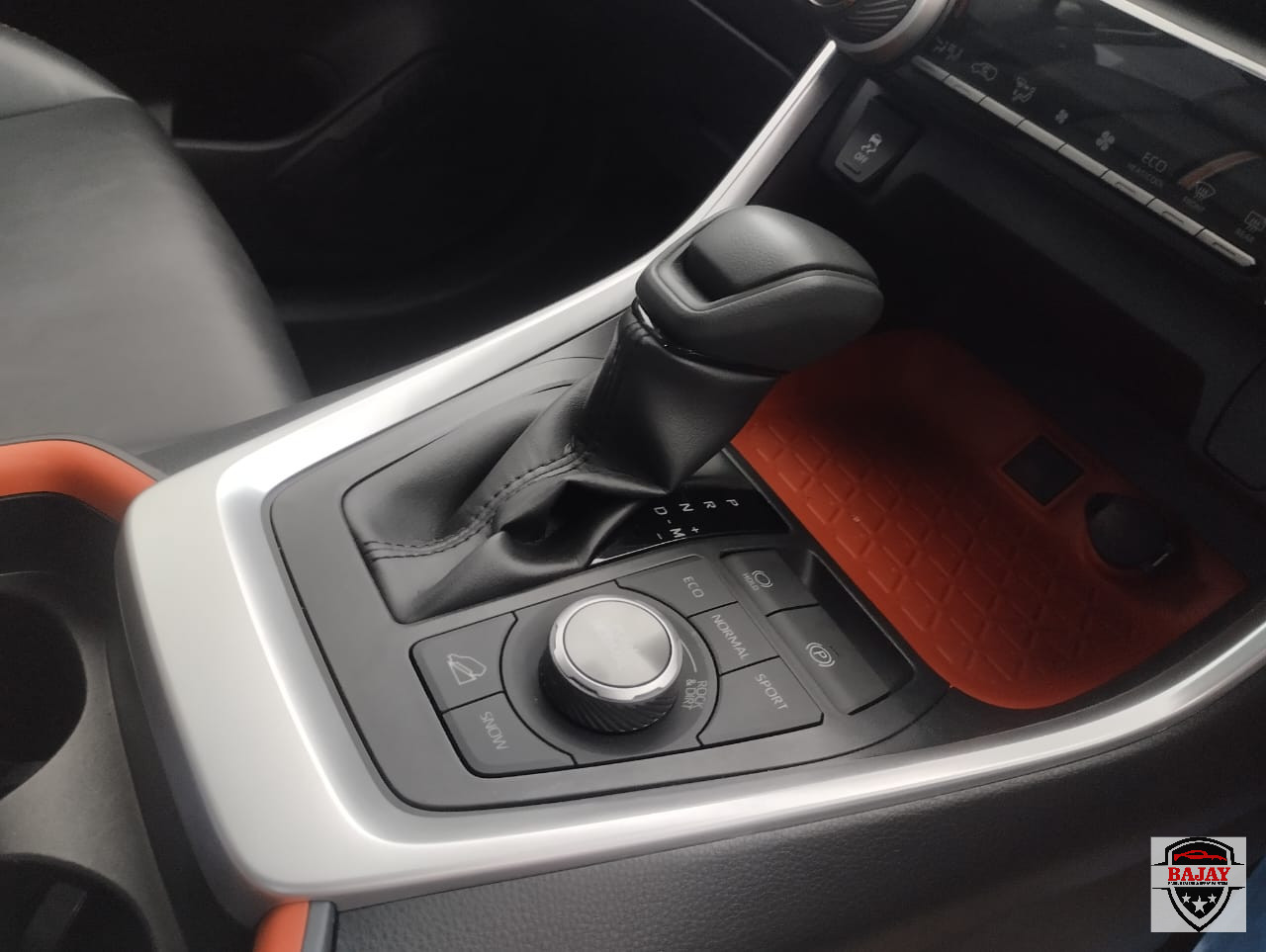 2019 toyota RAV4 Adventure - Image 14