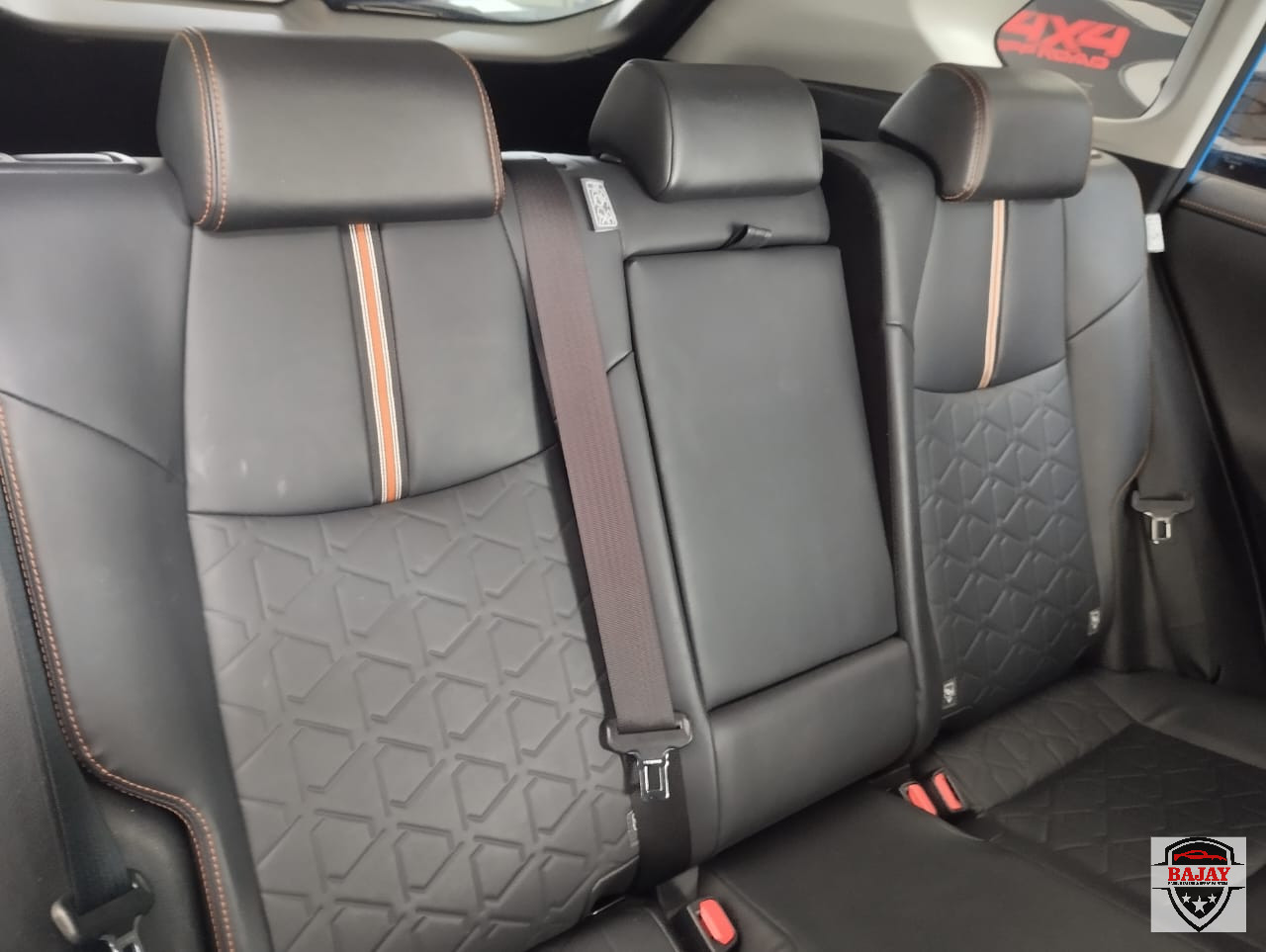 2019 toyota RAV4 Adventure - Image 12