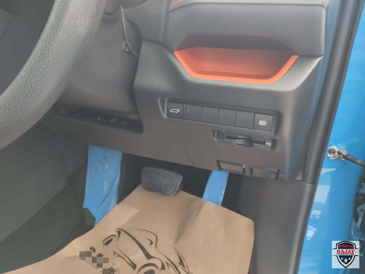 2019 toyota RAV4 Adventure - Image 15