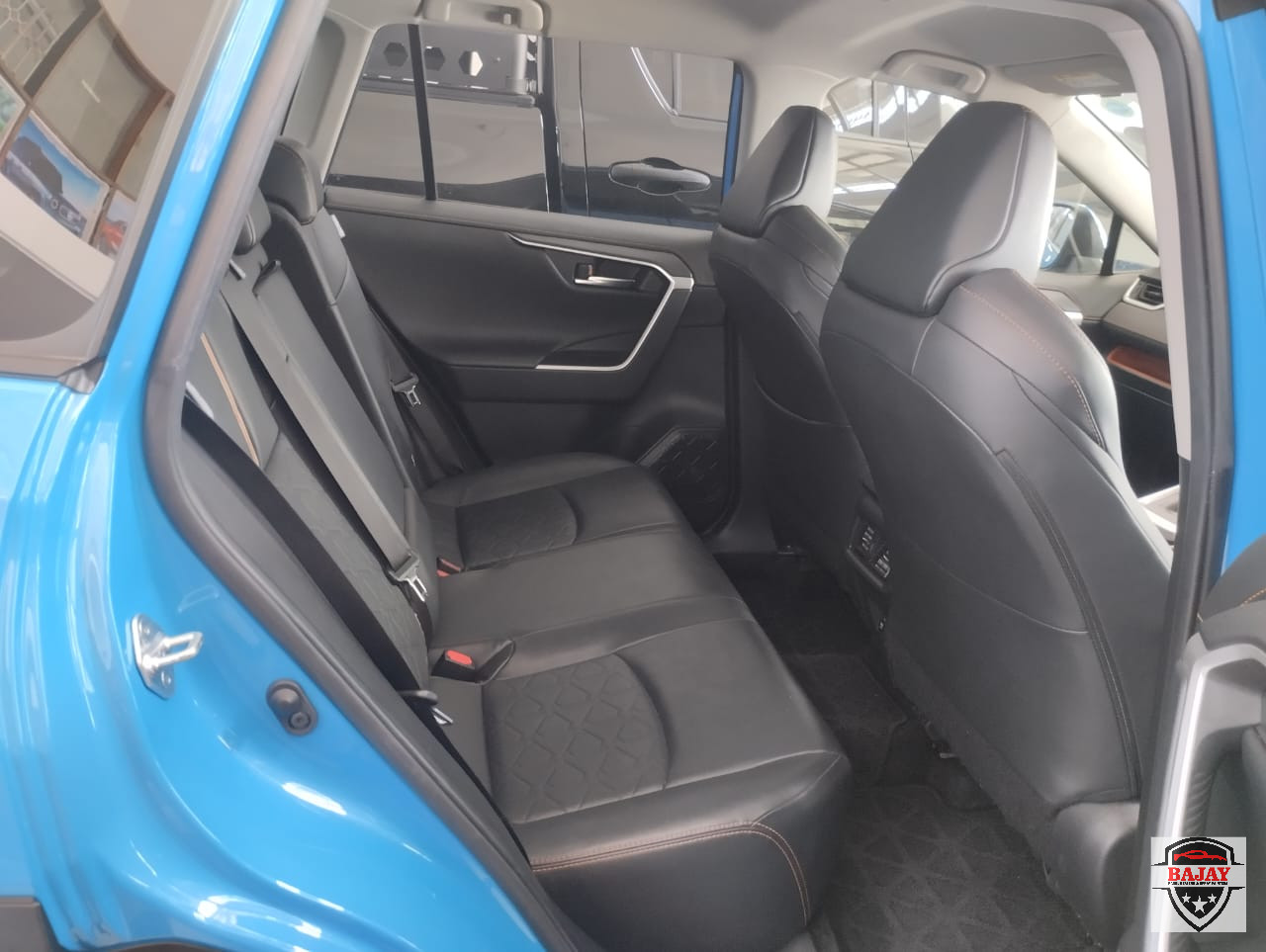 2019 toyota RAV4 Adventure - Image 4