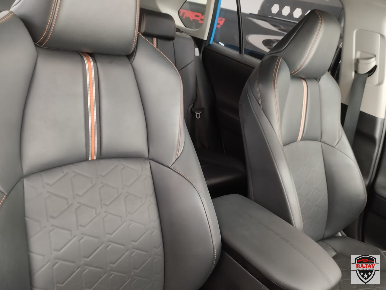 2019 toyota RAV4 Adventure - Image 6