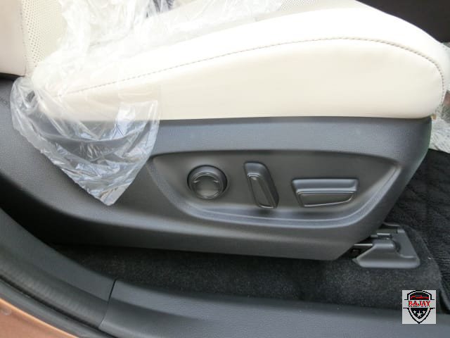 2022 toyota Crown - Image 15