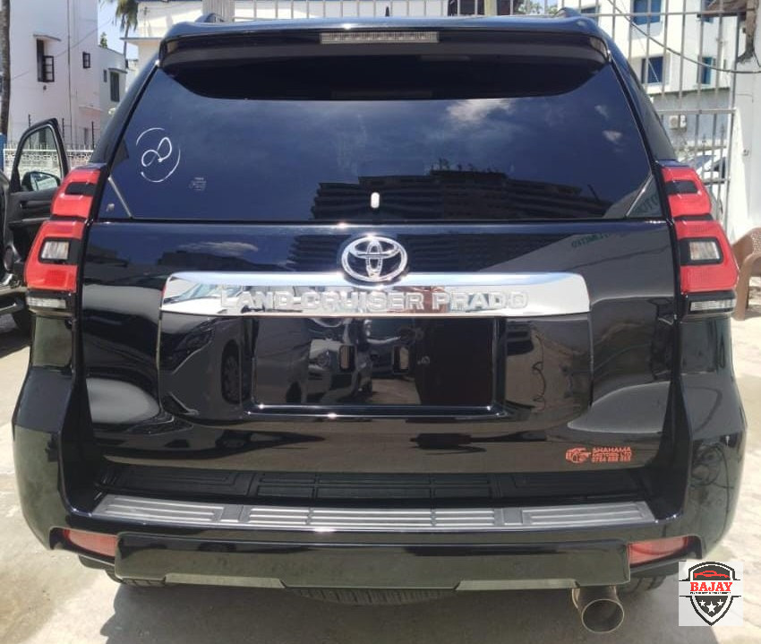 2020 toyota Prado - Image 5