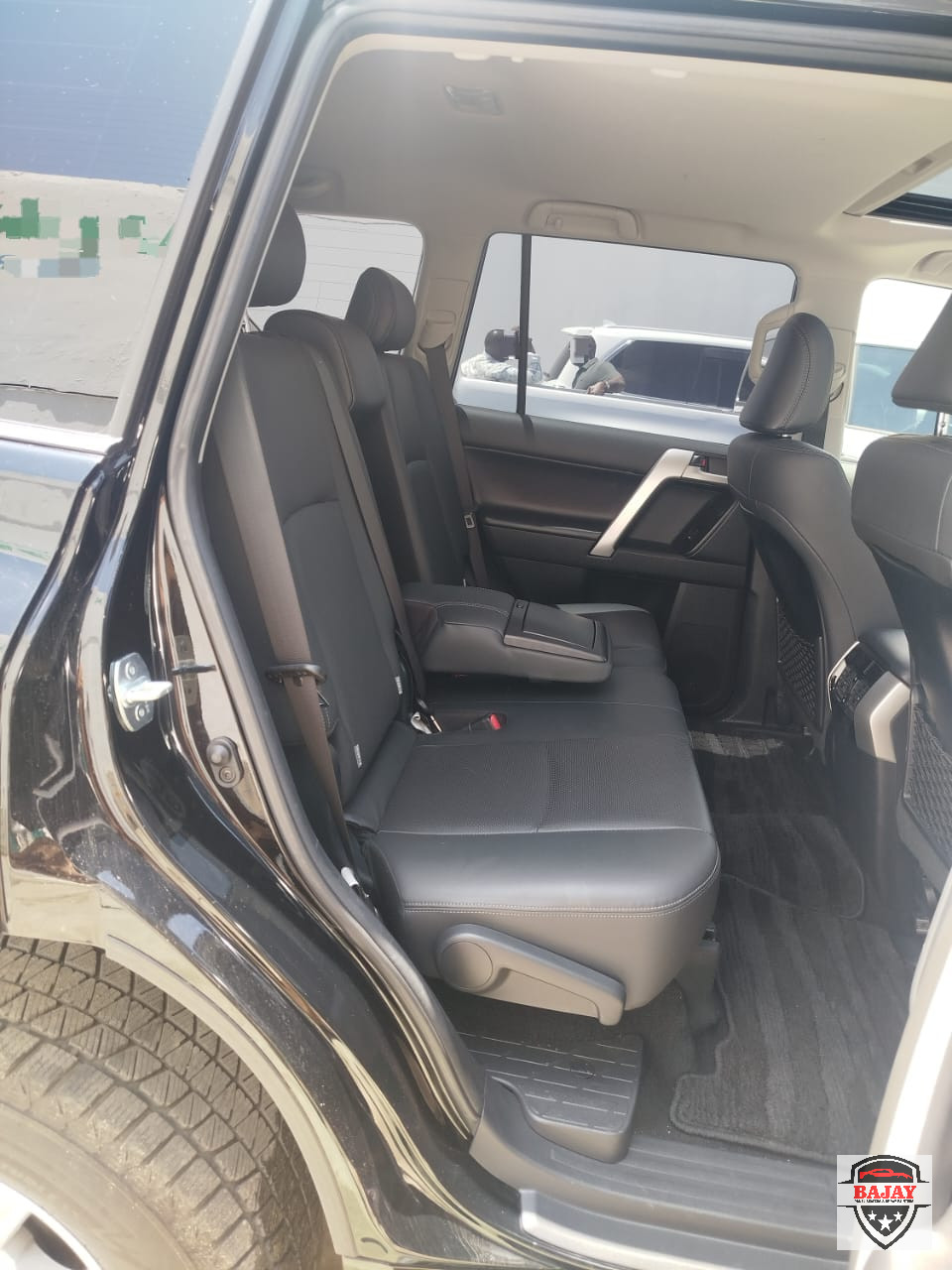 2020 toyota Prado - Image 6