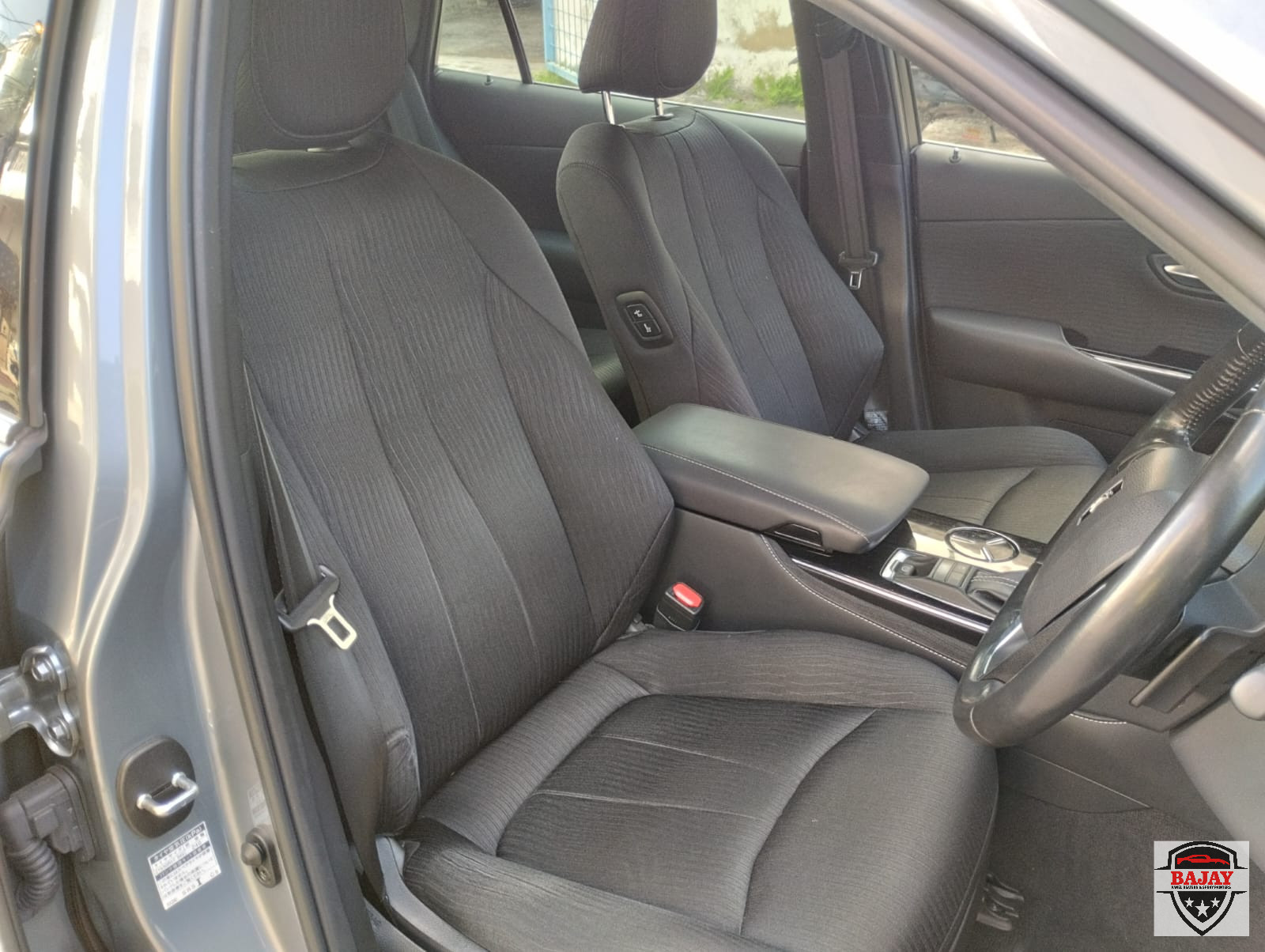 2018 toyota Crown Hybrid - Image 11