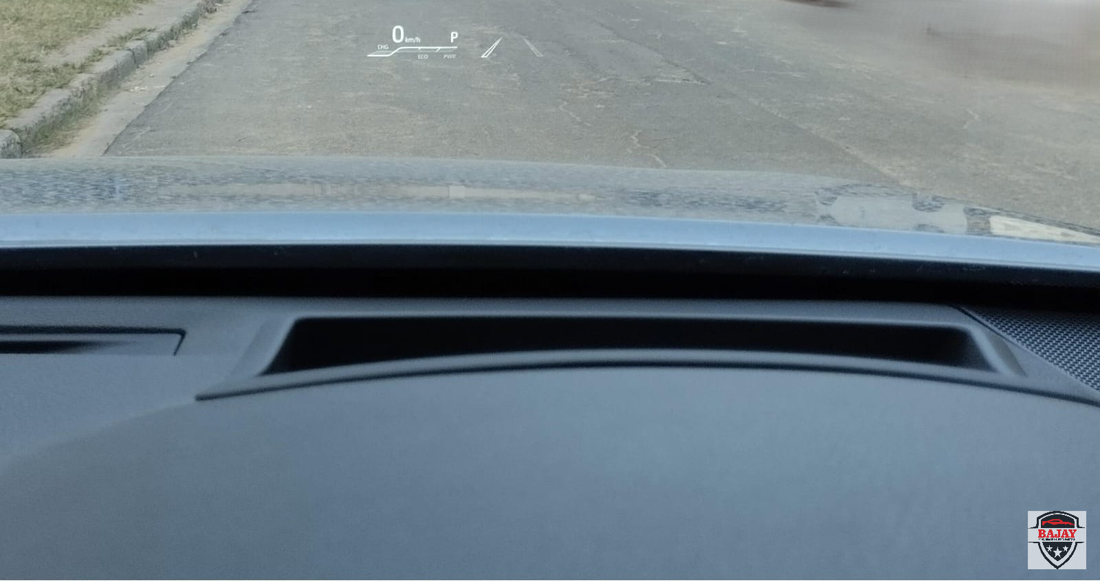 2018 toyota Crown Hybrid - Image 21