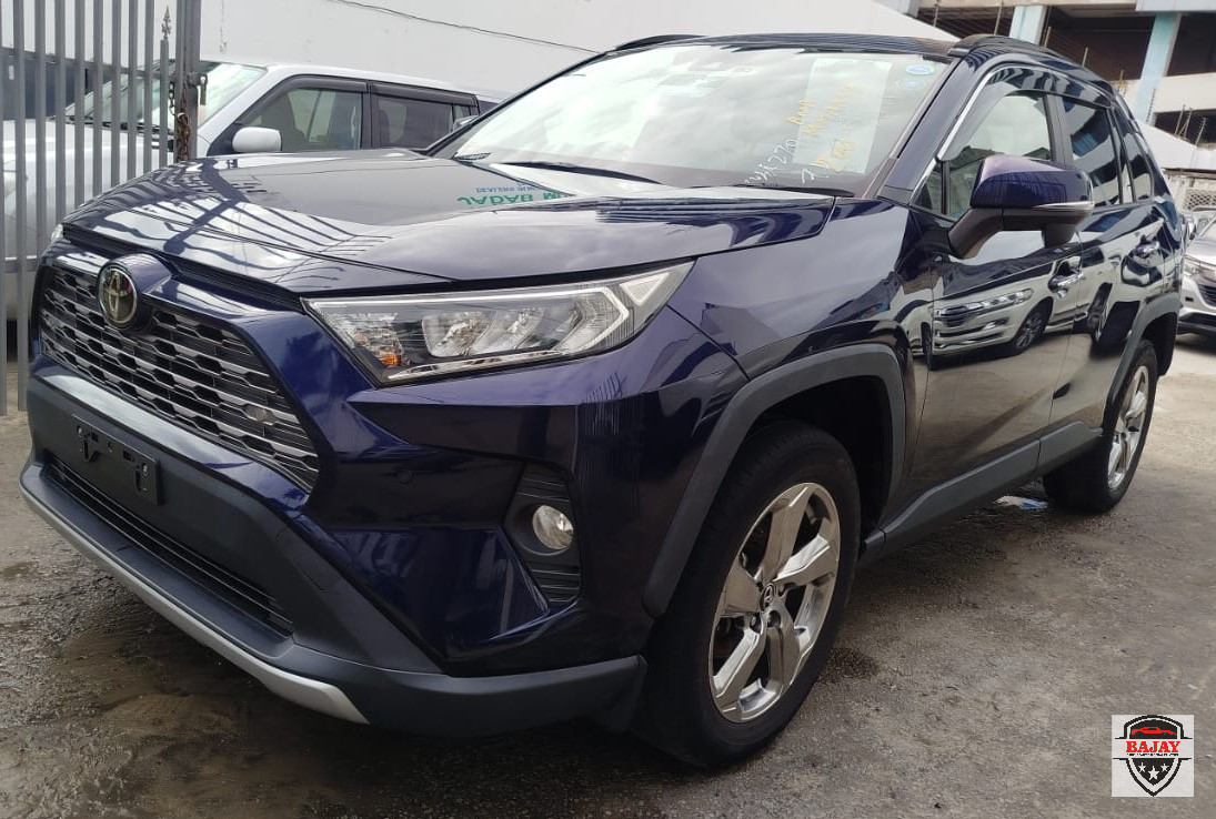 2019 toyota RAV4 - Image 1