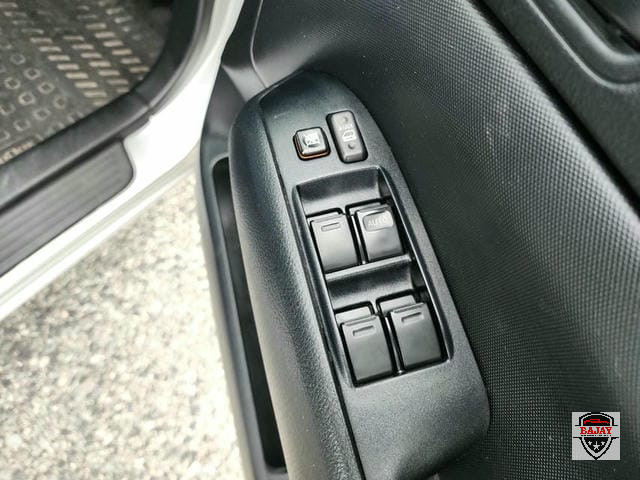 2019 toyota Probox 4WD - Image 6