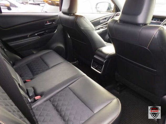 2018 toyota Harrier - Image 6