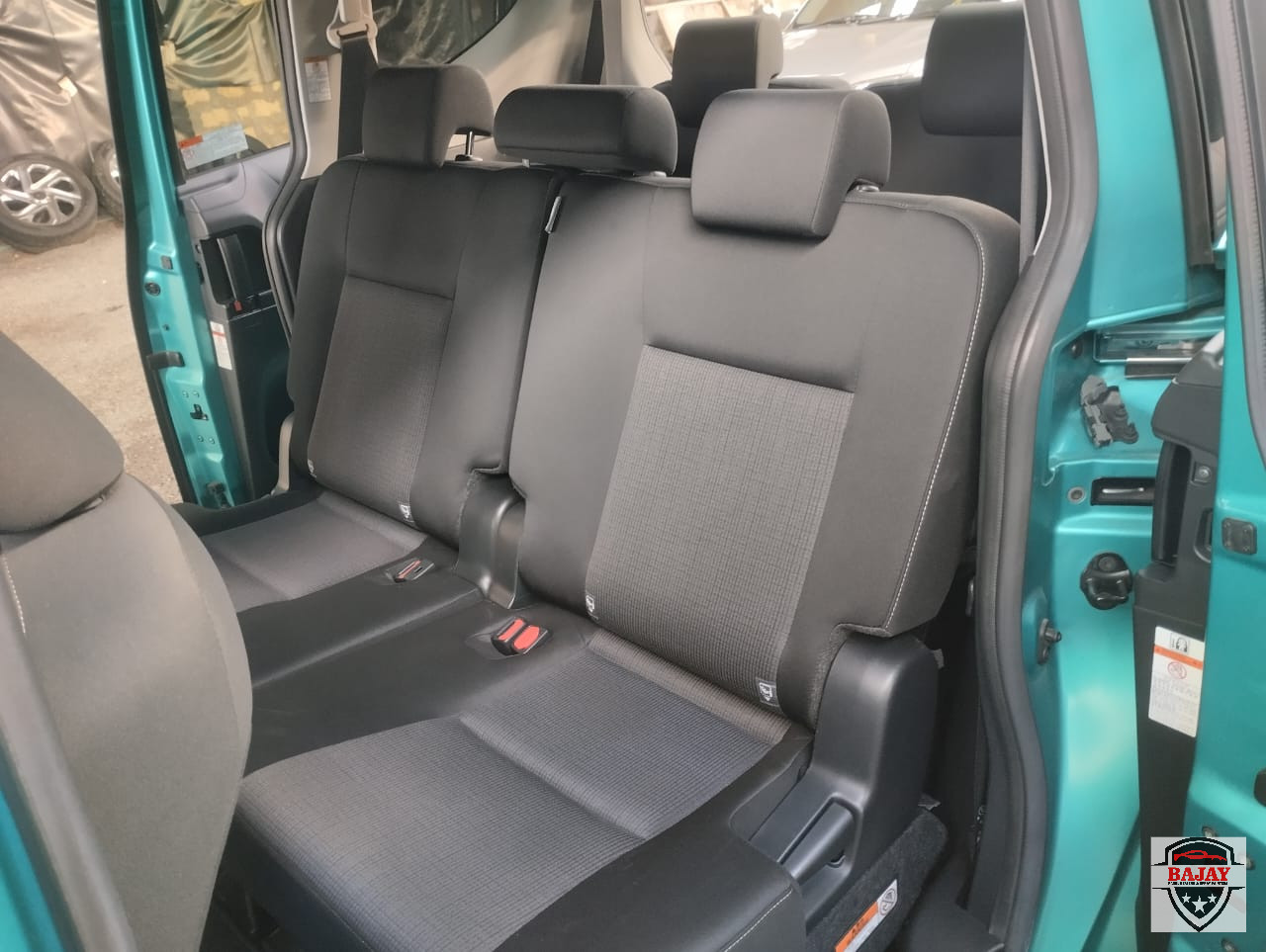 2018 toyota Sienta - Image 10