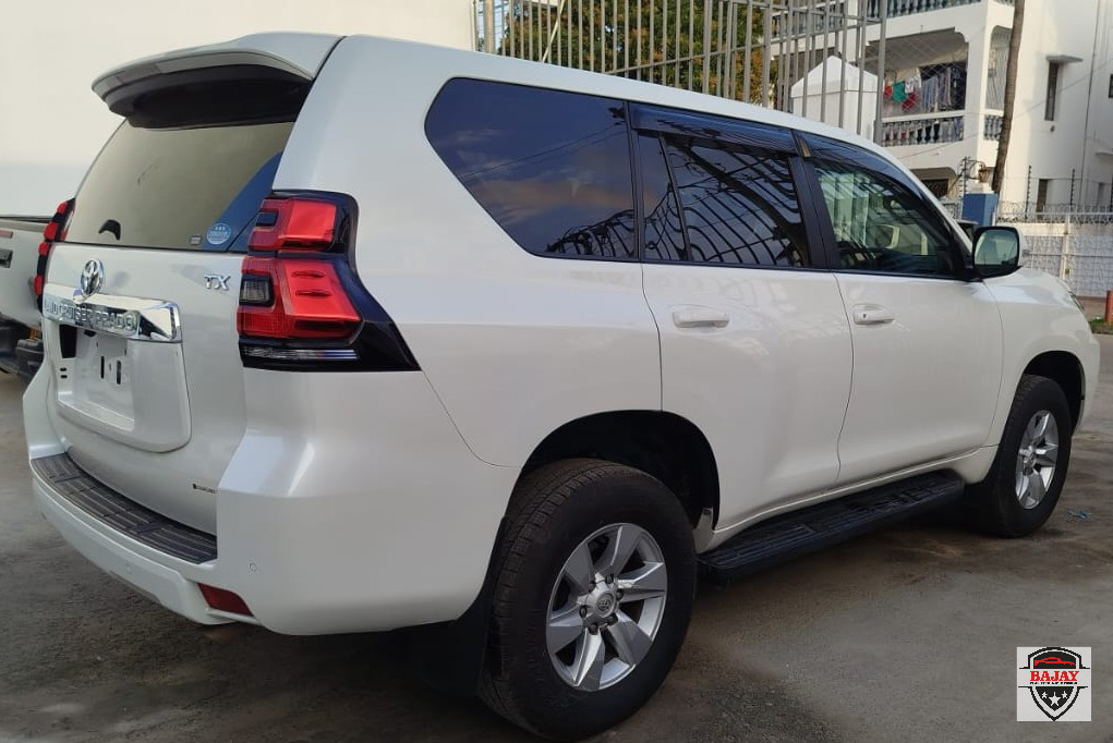 2018 toyota Prado - Image 6