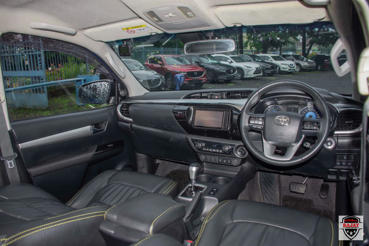 2018 toyota Hilux - Image 5