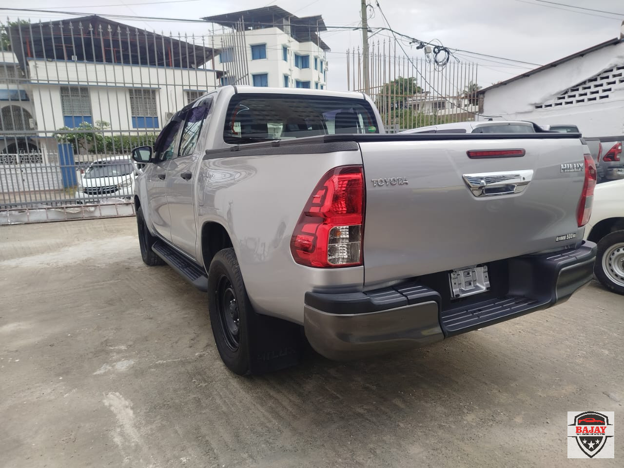 2018 toyota Hilux - Image 8