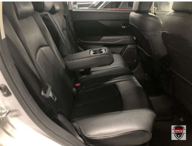 2019 mitsubishi Outlander - Image 6