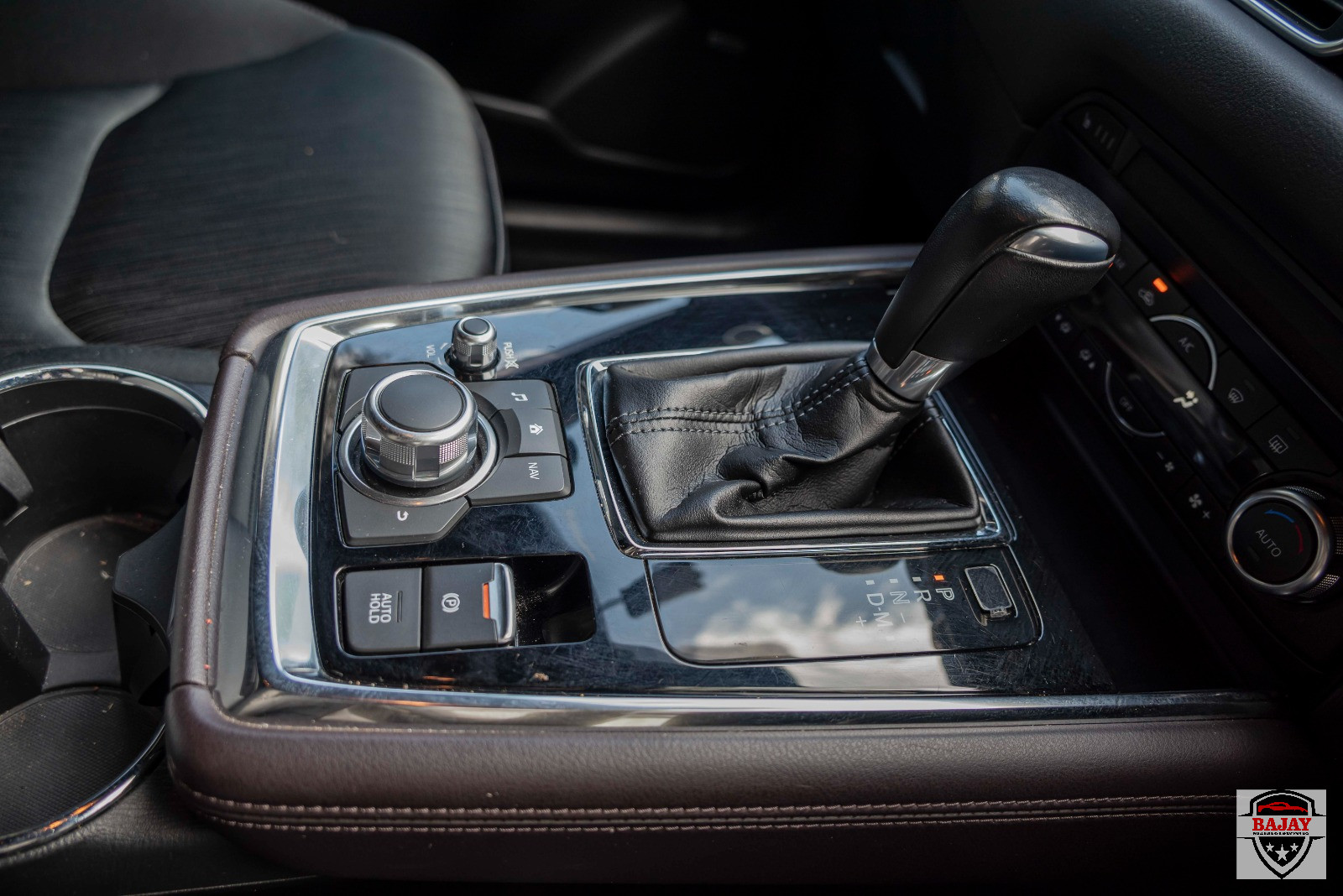 2018 mazda CX8 - Image 9