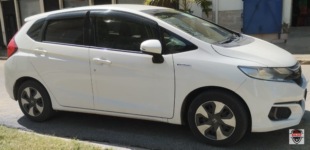 2019 honda FIT Hybrid - Image 2