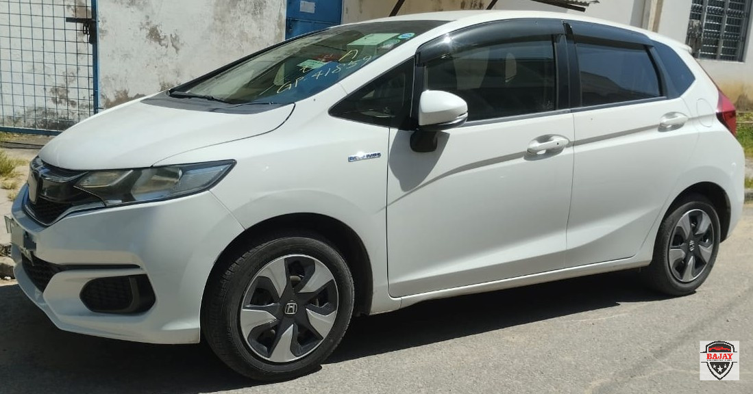 2019 honda FIT Hybrid - Image 1