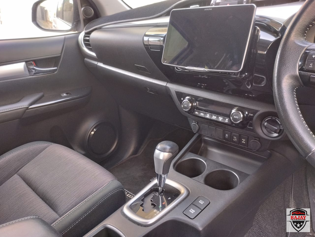 2018 toyota Hilux - Image 16