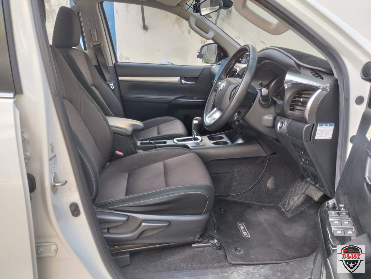 2018 toyota Hilux - Image 11