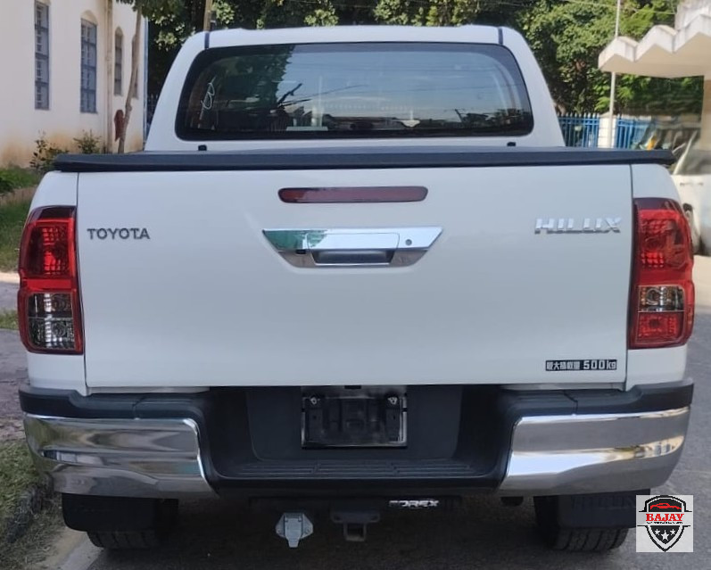 2018 toyota Hilux - Image 4