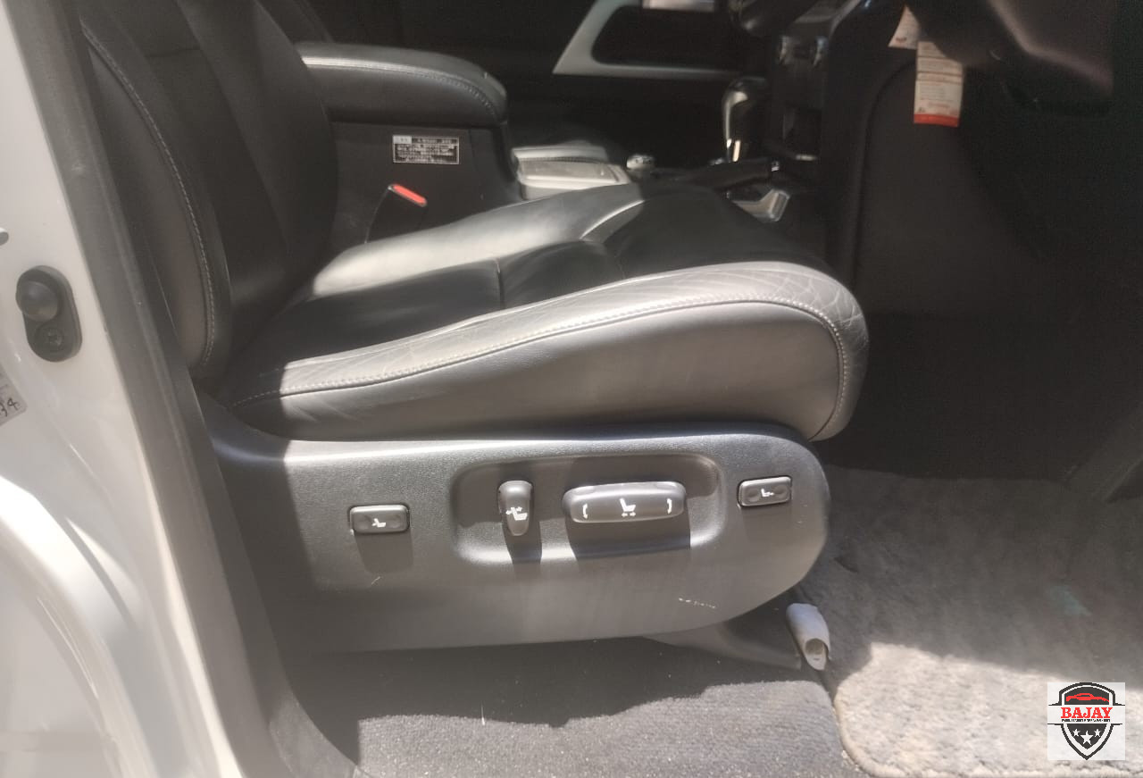 2015 toyota Land Cruiser ZX - Image 8