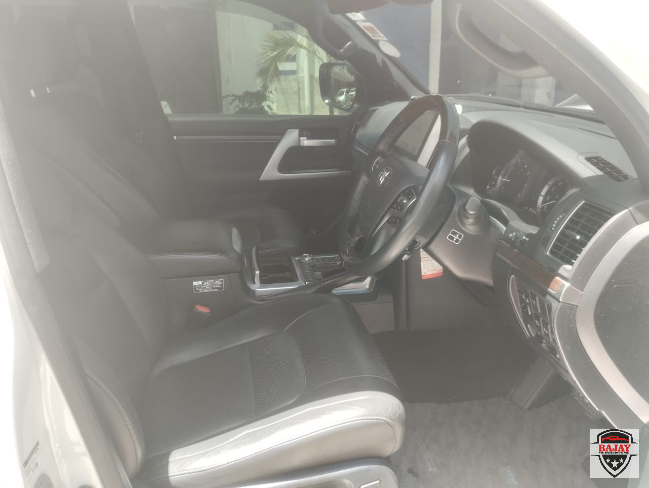 2015 toyota Land Cruiser ZX - Image 13